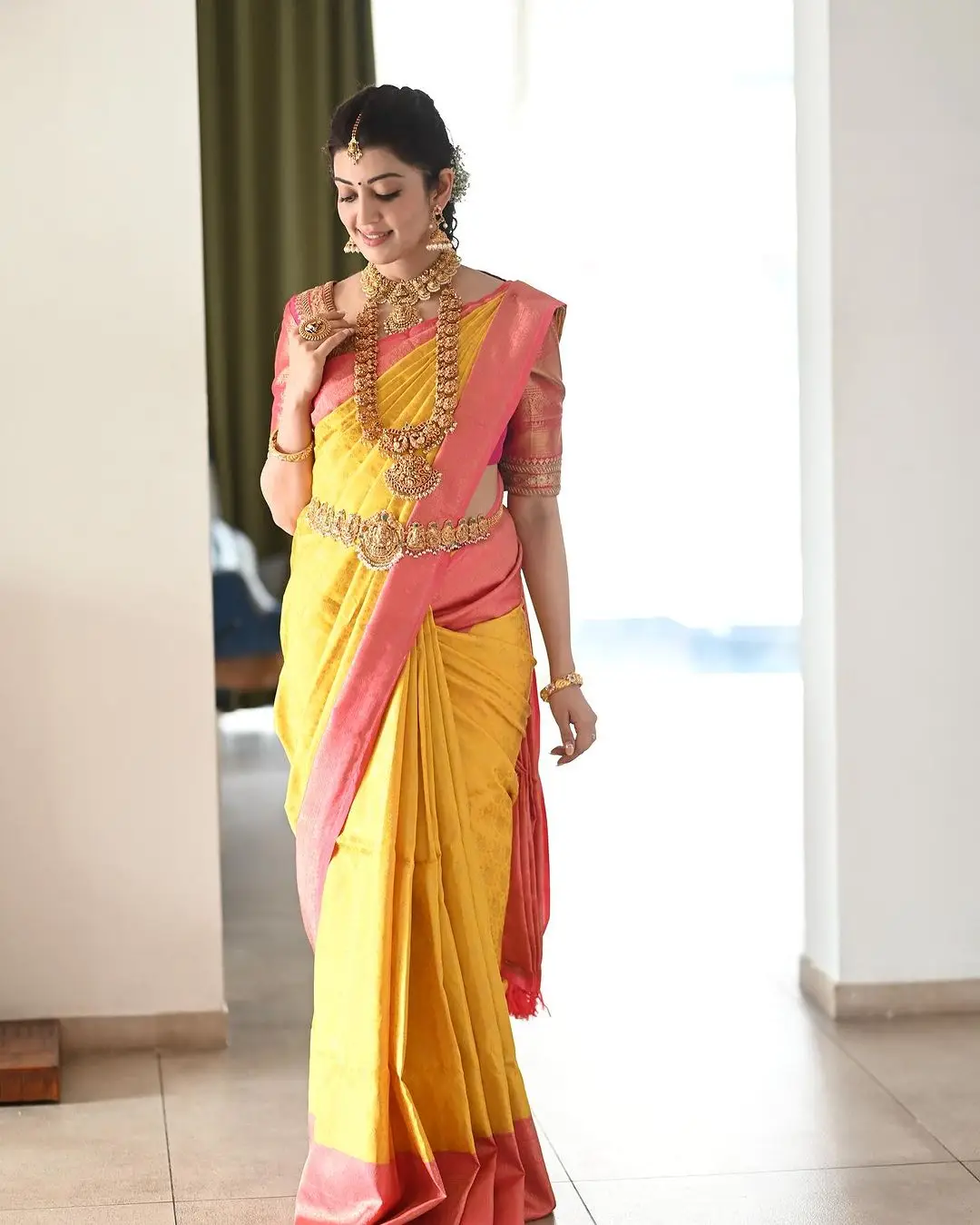 PRANITHA SUBHASH STILLS IN YELLOW SAREE RED BLOUSE 3